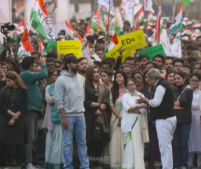 Mamata Banerjee Leads Massive Protest Against ED Raids Amid Political Tensions